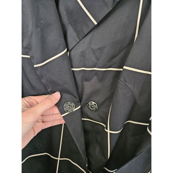 Akris Punto Black Big Grid Belted Trench Coat Size 14 - Picture 10 of 16